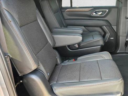 Used 2024 Chevrolet Suburban High Country w/ Advanced Technology Package image 22