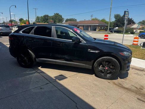 Used 2017 Jaguar F-PACE Prestige AWD/4WD image 7