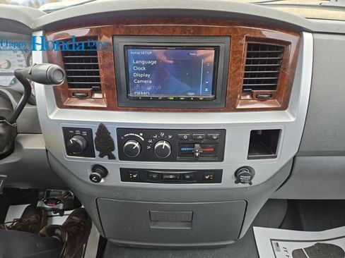 Used 2009 Dodge Ram 2500 Truck Laramie image 25