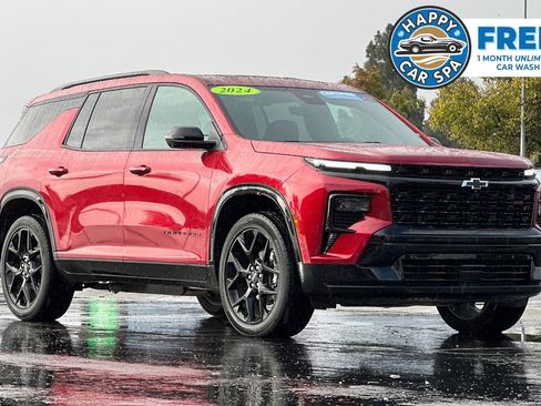 Certified 2024 Chevrolet Traverse RS w/ LPO, Floor Liner Package image 1