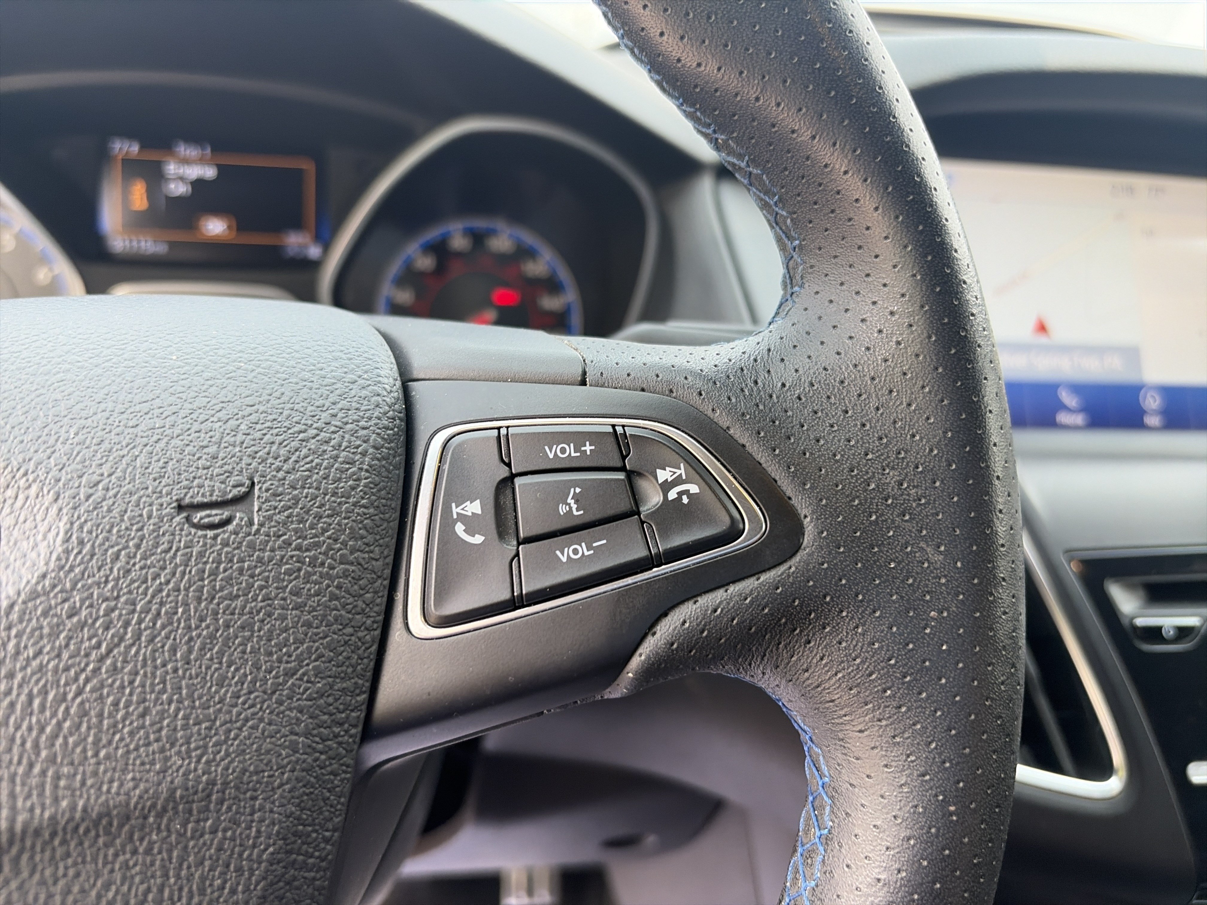 Used 2017 Ford Focus RS AWD/4WD image 35