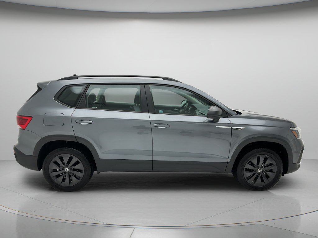 Used 2024 Volkswagen Taos S FWD image 6