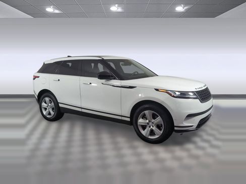 Used 2025 Land Rover Range Rover Velar S image 6