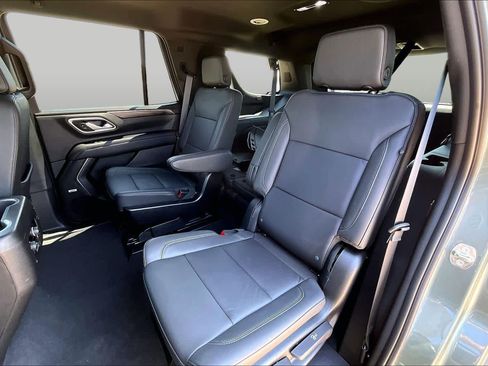 Used 2024 Chevrolet Tahoe LT w/ Luxury Package RWD image 21
