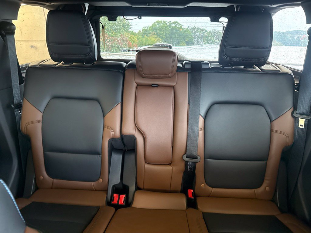 Used 2024 Ford Bronco Outer Banks AWD/4WD image 22