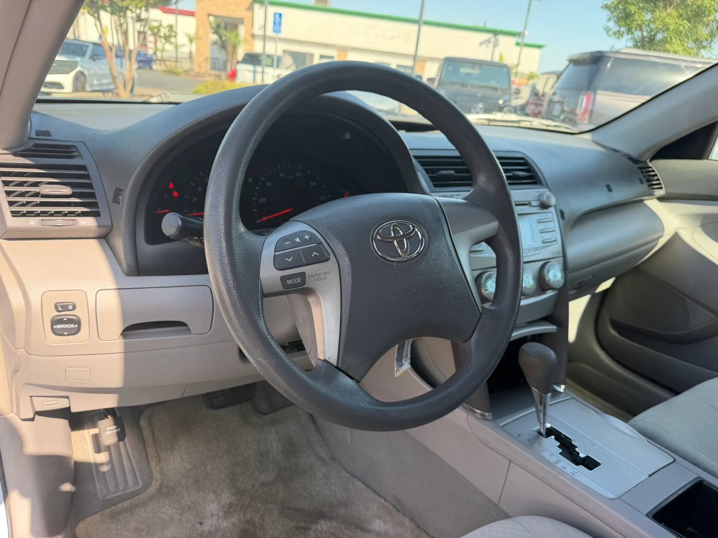 Used 2007 Toyota Camry LE FWD image 11
