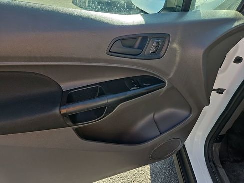 Used 2020 Ford Transit Connect XL image 9