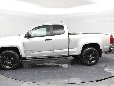 Used 2018 Chevrolet Colorado LT AWD/4WD image 16