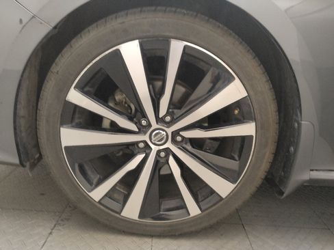 Used 2020 Nissan Altima 2.5 SR FWD image 31