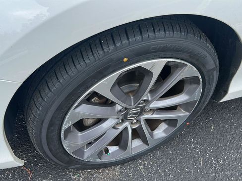 Used 2014 Honda Accord Sport image 2