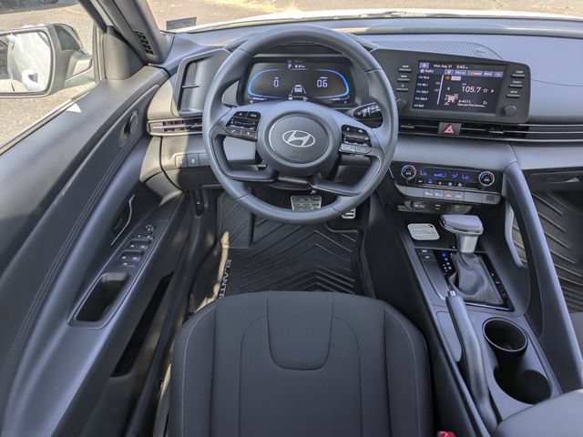 Certified 2026 Hyundai Elantra Sport FWD image 15