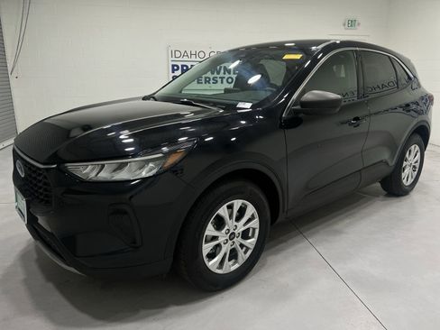 Used 2023 Ford Escape Active image 4