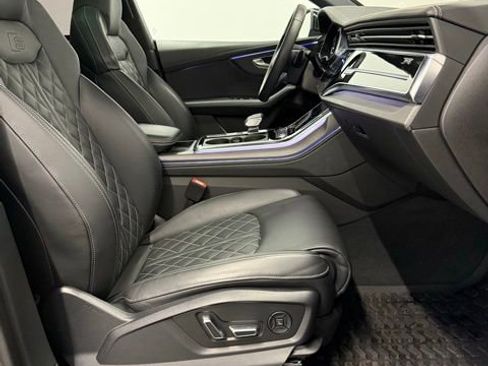 Used 2024 Audi SQ8 Prestige w/ Prestige Package image 22
