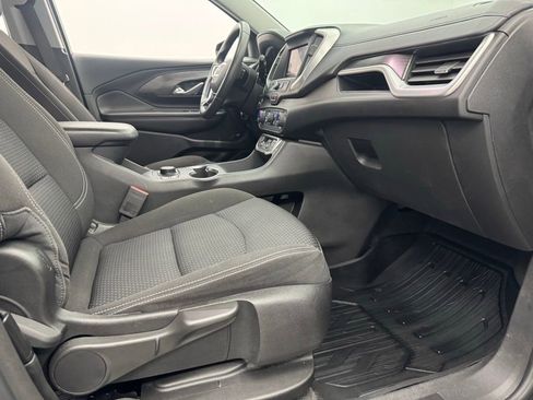 Used 2022 GMC Terrain SLE w/ Driver Convenience Package AWD/4WD image 28