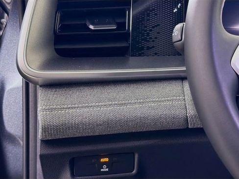 New 2026 Volkswagen Tiguan S FWD image 10