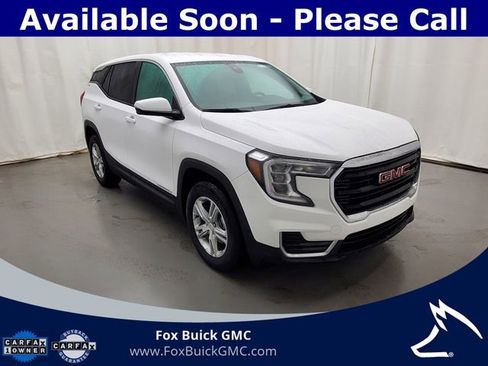 Certified 2023 GMC Terrain SLE image 2