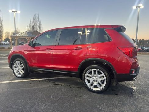 Used 2024 Honda Passport EX-L image 9