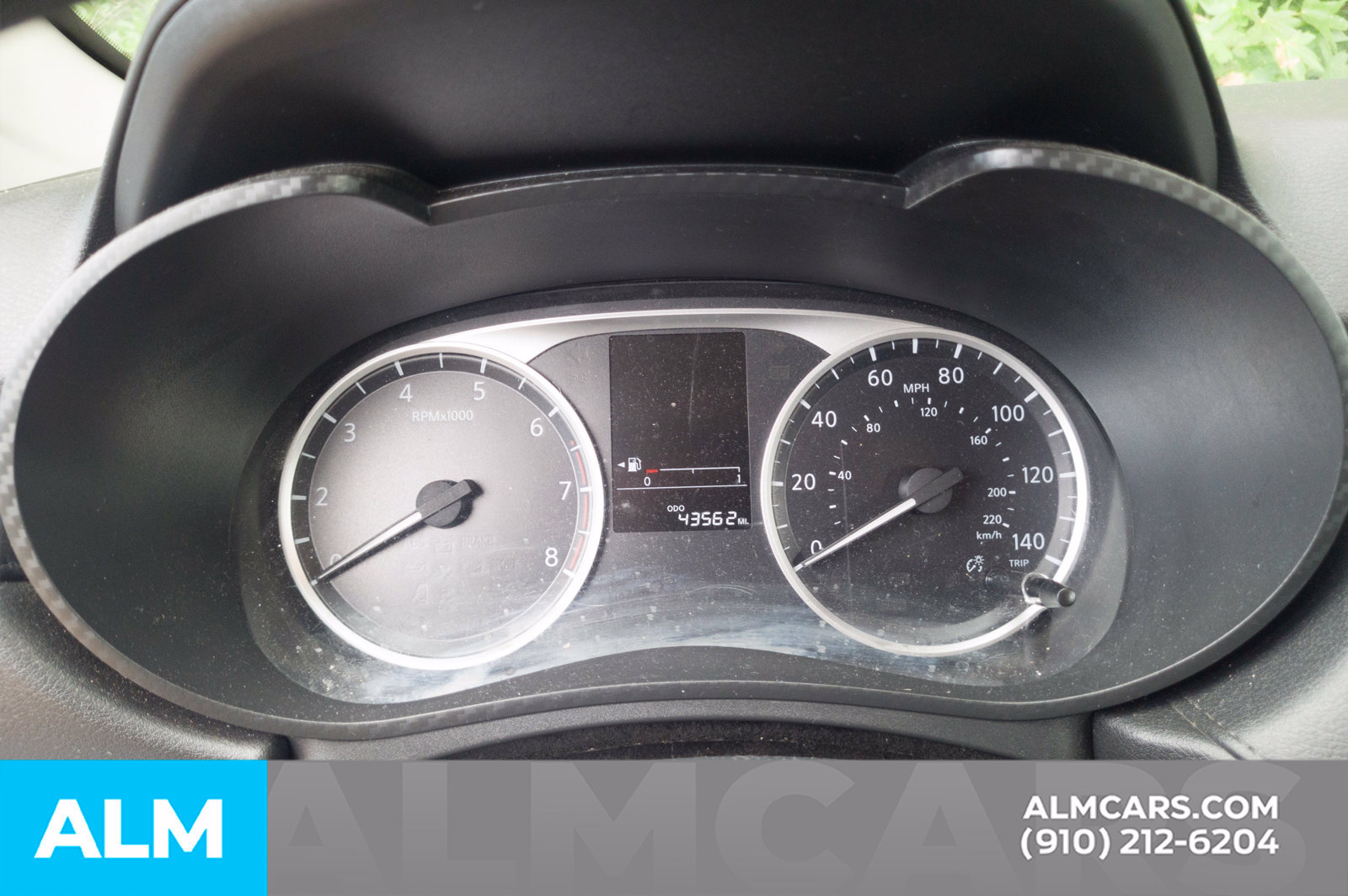 Used 2025 Nissan Versa S FWD image 9