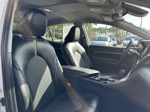 Used 2023 Toyota Camry SE image 24