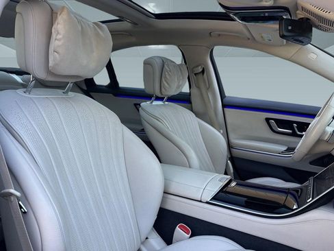 Certified 2022 Mercedes-Benz S 500 4MATIC image 33