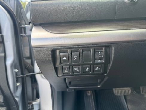 Used 2015 Subaru Legacy 2.5i Limited image 27