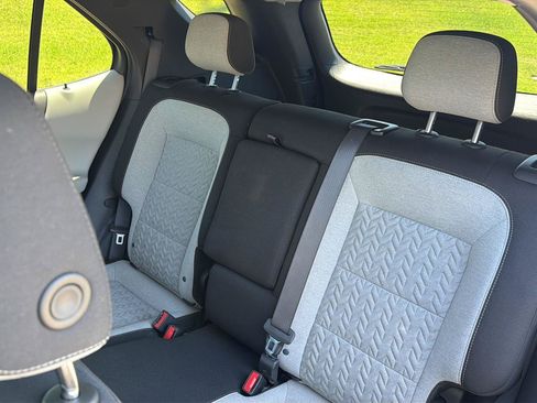 Used 2024 Chevrolet Equinox LS w/ LS Convenience Package FWD image 29