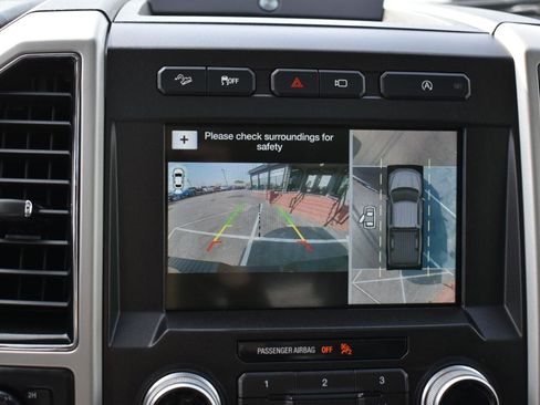 Used 2019 Ford F150 Lariat w/ Equipment Group 502A Luxury AWD/4WD image 20