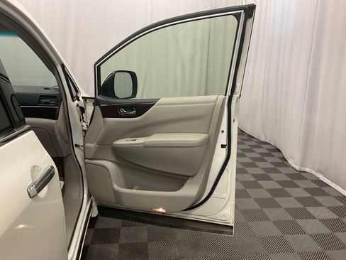 Used 2013 Nissan Quest SL FWD image 28