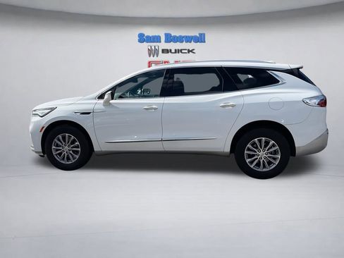 Used 2024 Buick Enclave Essence FWD image 5