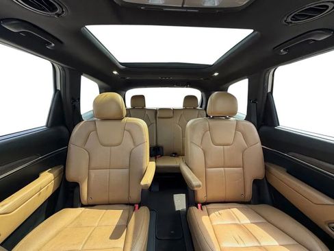 Used 2022 Kia Telluride SX image 28