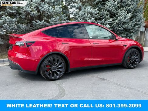 Used 2023 Tesla Model Y Performance AWD/4WD image 9