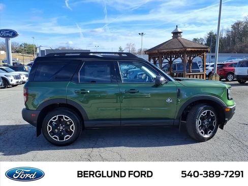 New 2025 Ford Bronco Sport Outer Banks w/ Outer Banks Tech Package+ image 4