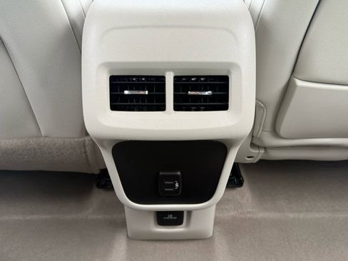 Used 2023 GMC Terrain Denali AWD/4WD image 29