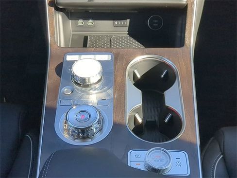 New 2026 Genesis GV80 3.5T Advanced image 17