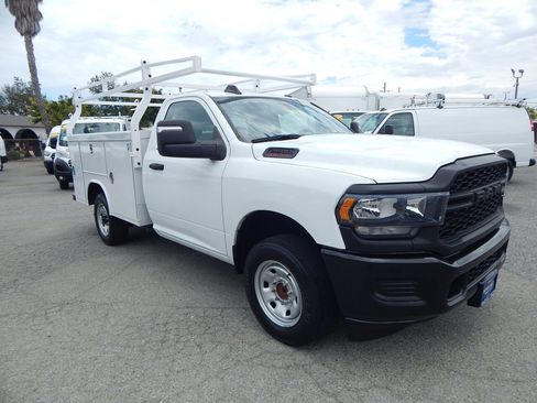 Used 2023 RAM 2500 Tradesman RWD image 10