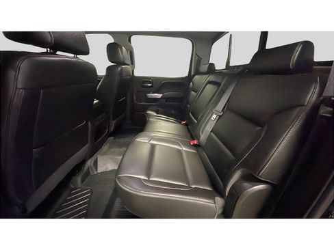 Used 2018 Chevrolet Silverado 1500 LTZ Z71 w/ LTZ Plus Package AWD/4WD image 15