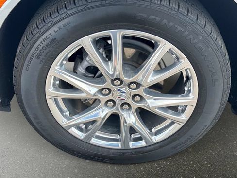 Used 2023 Buick Enclave Premium w/ Experience Buick Package FWD image 10