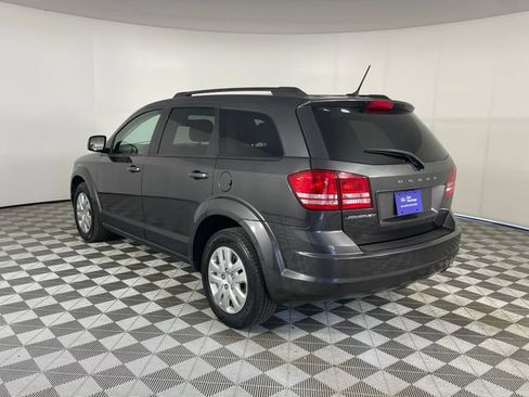 Used 2018 Dodge Journey SE w/ Connectivity Group FWD image 21