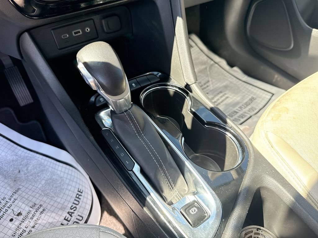 Used 2023 Buick Encore GX Preferred w/ Cold Weather Comfort Package FWD image 26