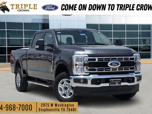 New 2026 Ford F250 XLT w/ FX4 Off-Road Package AWD/4WD image 1