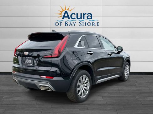 Used 2023 Cadillac XT4 Premium Luxury image 5
