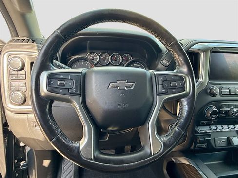 Used 2020 Chevrolet Silverado 1500 LT Trail Boss image 12