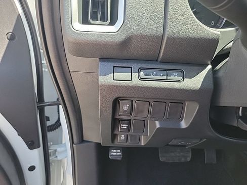 New 2026 Nissan Frontier SV w/ Tow Package RWD image 19