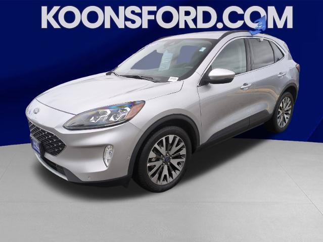 Certified 2020 Ford Escape Titanium AWD/4WD image 1