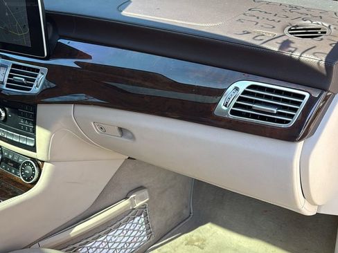 Used 2015 Mercedes-Benz CLS 400 image 11