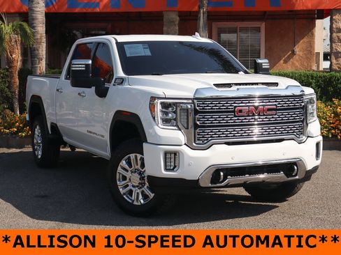 Used 2022 GMC Sierra 2500 Denali image 2
