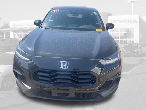 Certified 2025 Honda HR-V Sport image 11