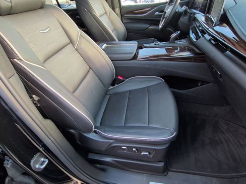 Certified 2024 Cadillac Escalade Premium Luxury w/ Performance Package image 22