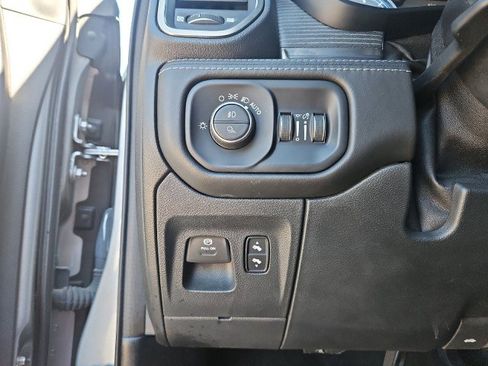 Used 2019 RAM 1500 Limited image 18