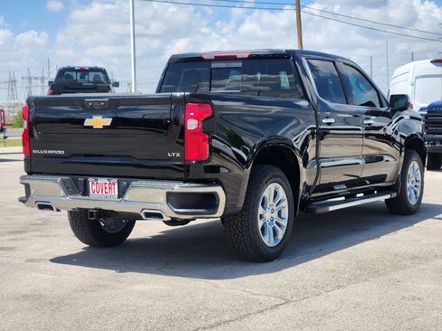 New 2026 Chevrolet Silverado 1500 LTZ w/ Z71 Off-Road Package AWD/4WD image 4